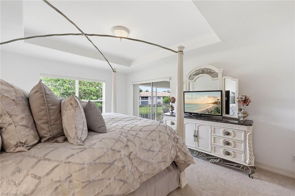 866 Carrick Bend Cir, Unit 202, Naples, FL 34110 Photo