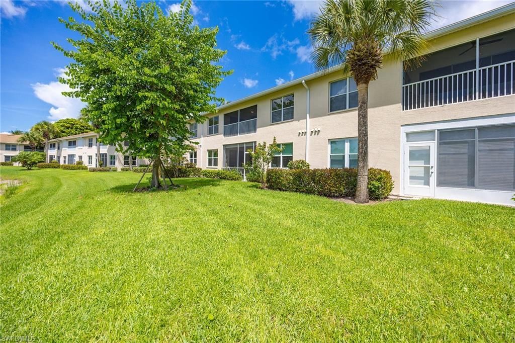 866 Carrick Bend Cir, Unit 202, Naples, FL 34110 Photo