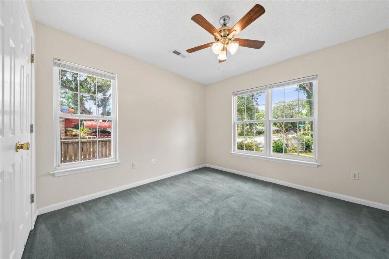 667 Ponderosa Drive Photo 23