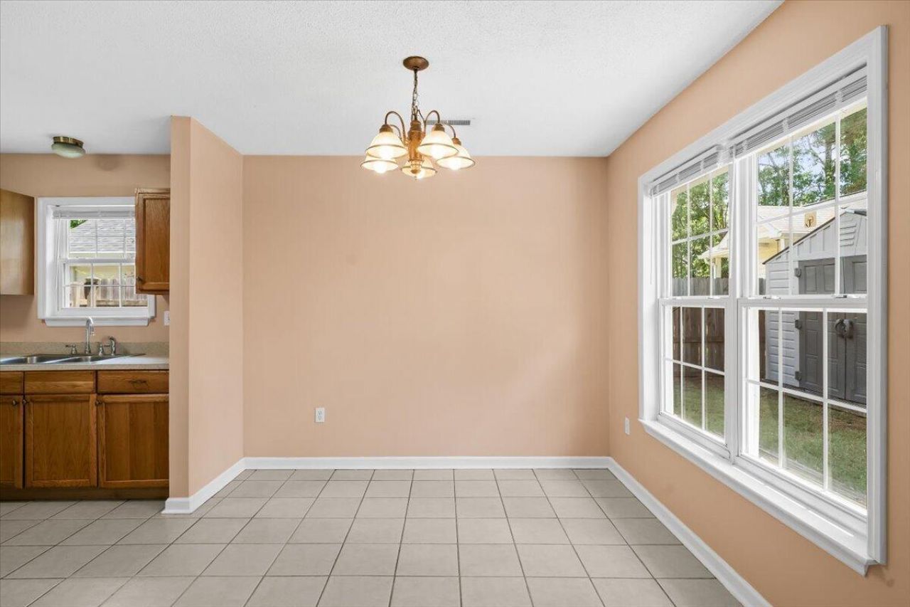 667 Ponderosa Drive Photo 9