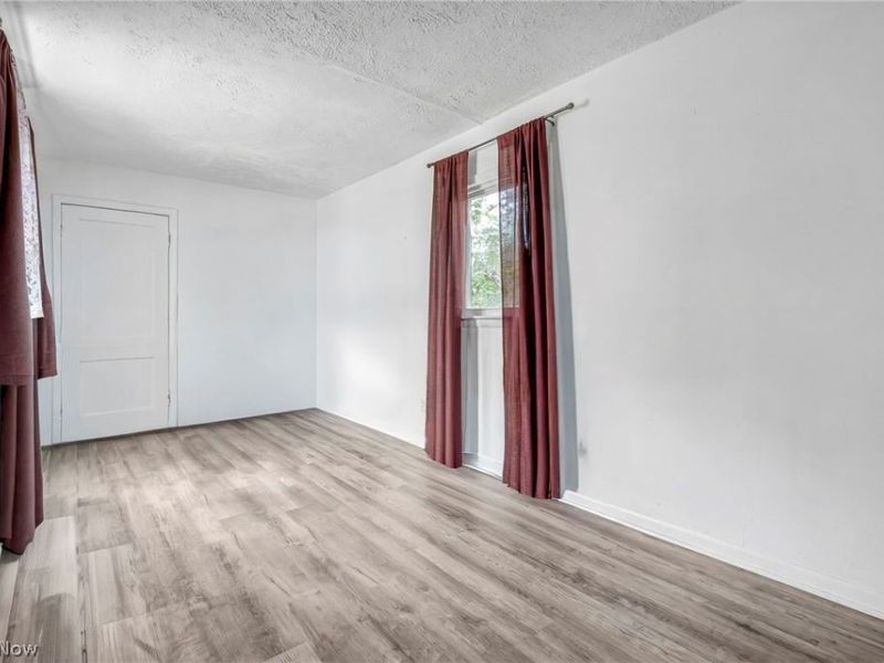 1276 Frederick Boulevard, Akron, OH 44320 Photo 15