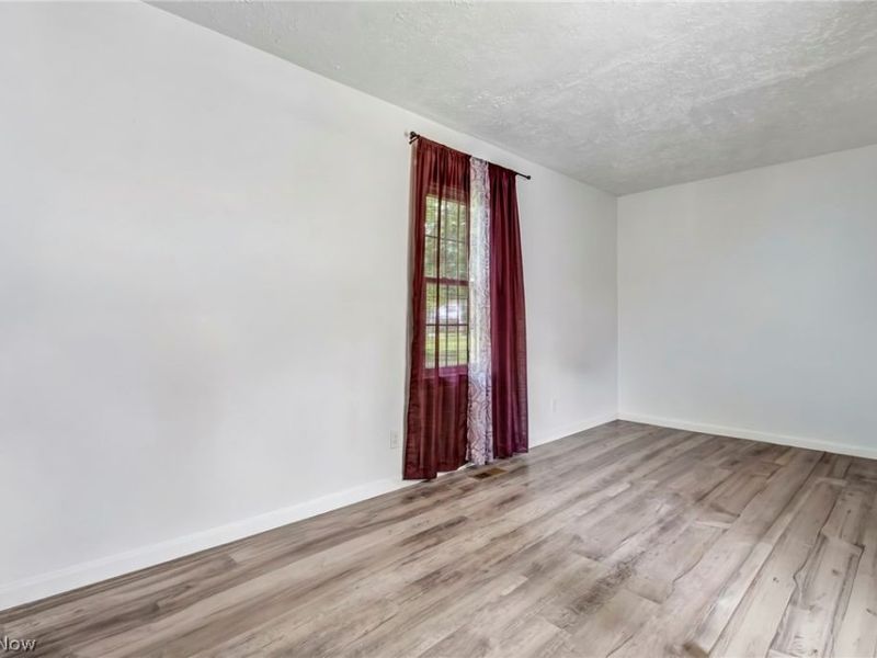 1276 Frederick Boulevard, Akron, OH 44320 Photo 16