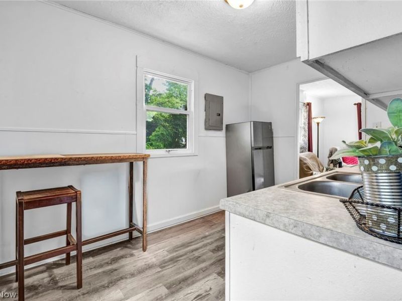 1276 Frederick Boulevard, Akron, OH 44320 Photo 6