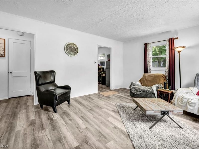 1276 Frederick Boulevard, Akron, OH 44320 Photo 8