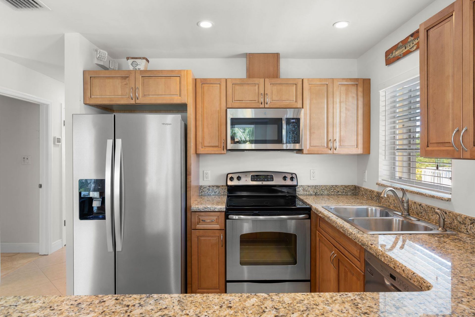 126 N Indies Drive, Duck Key, FL 33050 Photo