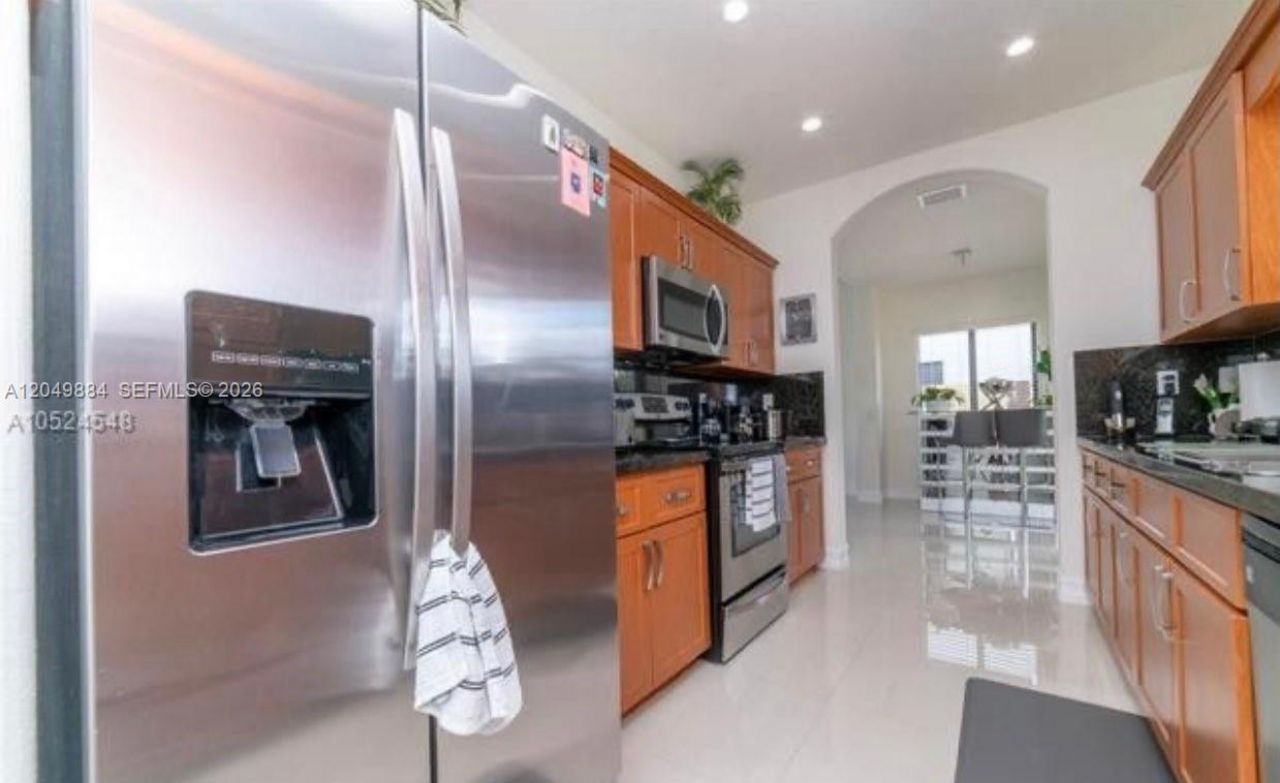 16588 SW 44 Street , Kendall, FL 33185 Photo
