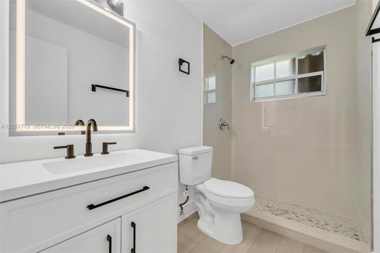 3432 SW 63rd Way , Miramar, FL 33023 Photo