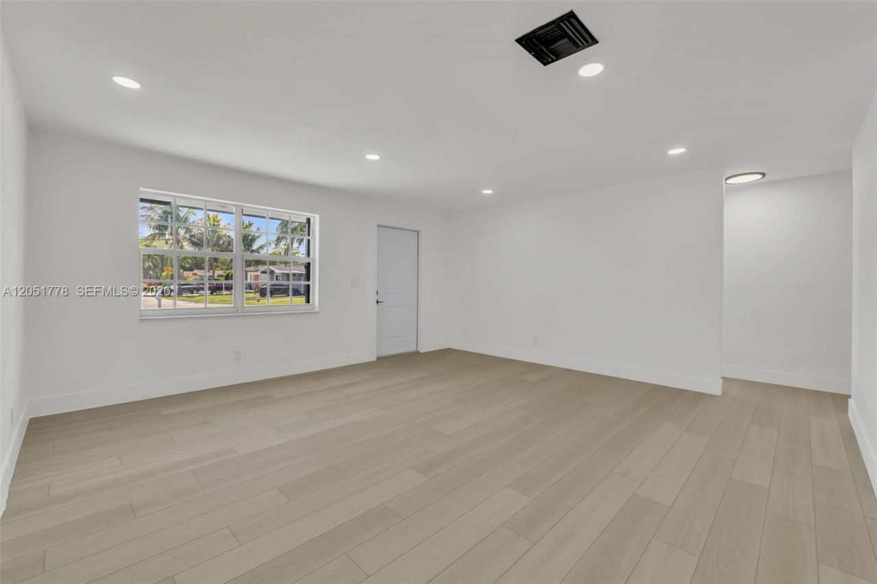 3432 SW 63rd Way , Miramar, FL 33023 Photo