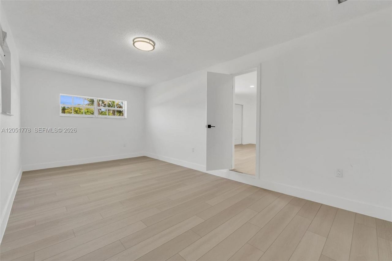 3432 SW 63rd Way , Miramar, FL 33023 Photo