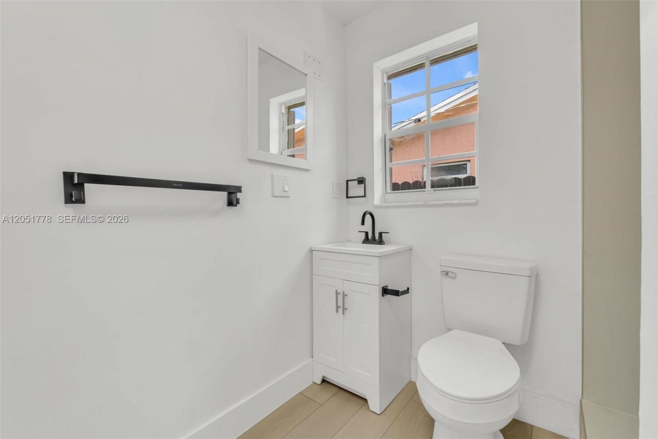 3432 SW 63rd Way , Miramar, FL 33023 Photo