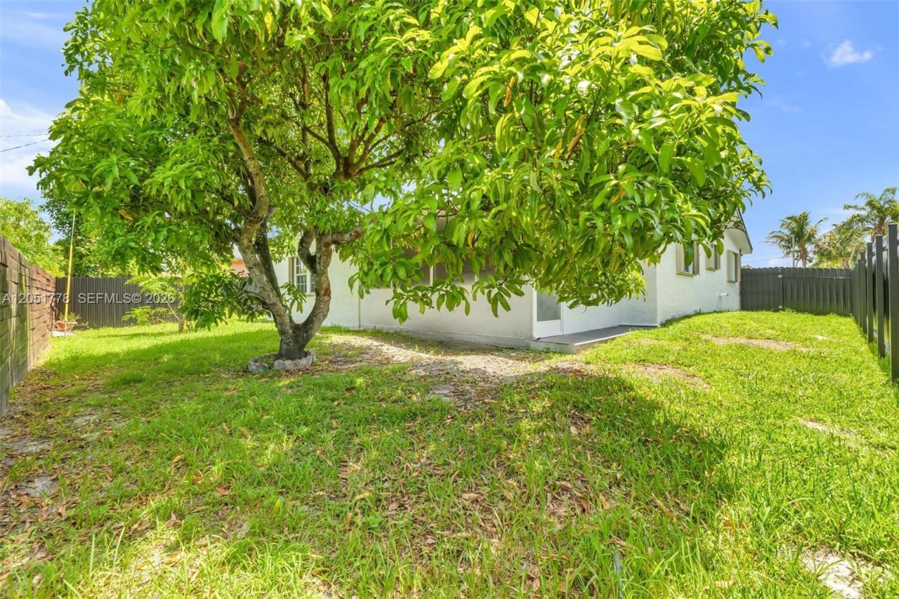 3432 SW 63rd Way , Miramar, FL 33023 Photo