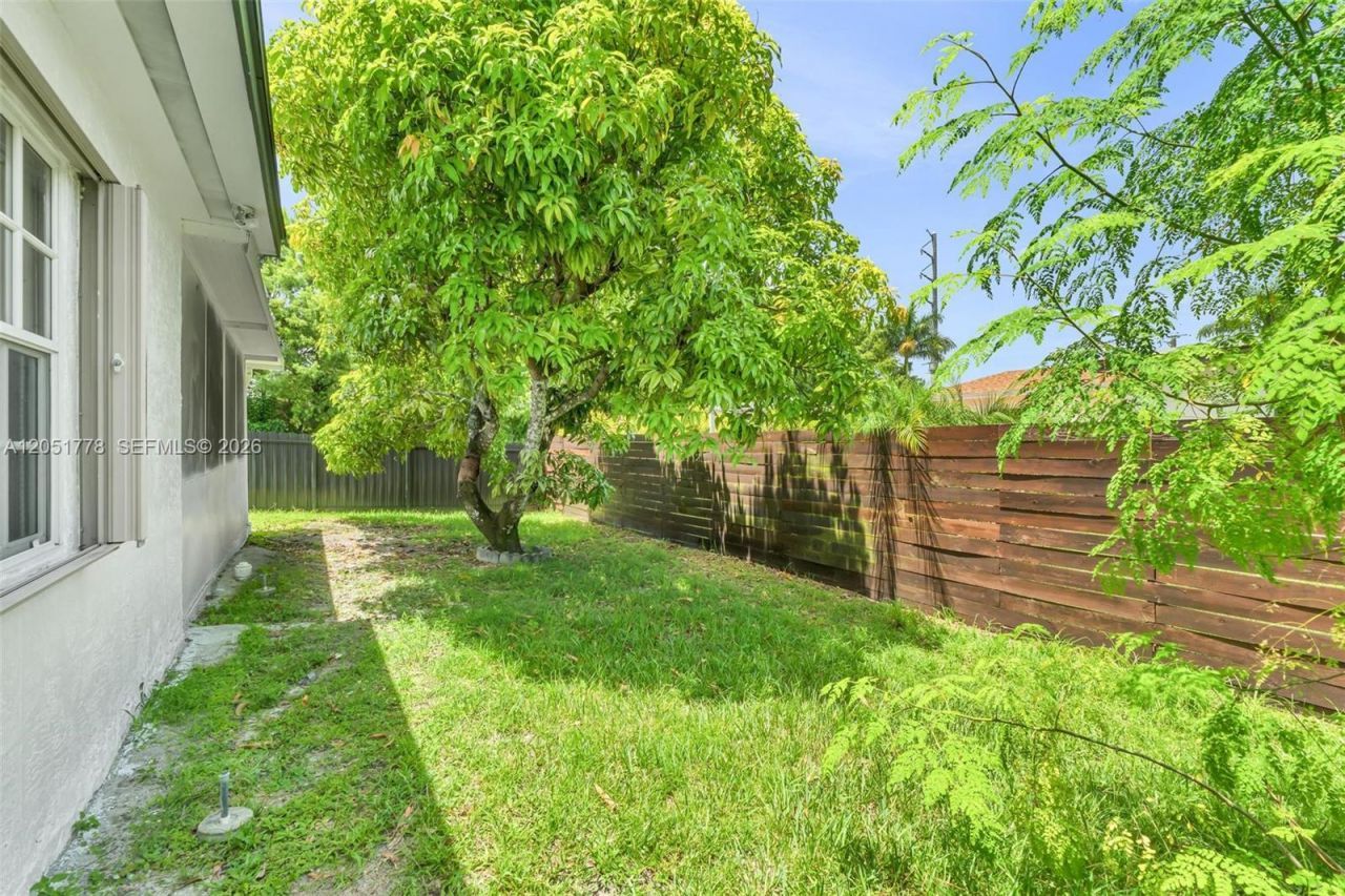 3432 SW 63rd Way , Miramar, FL 33023 Photo