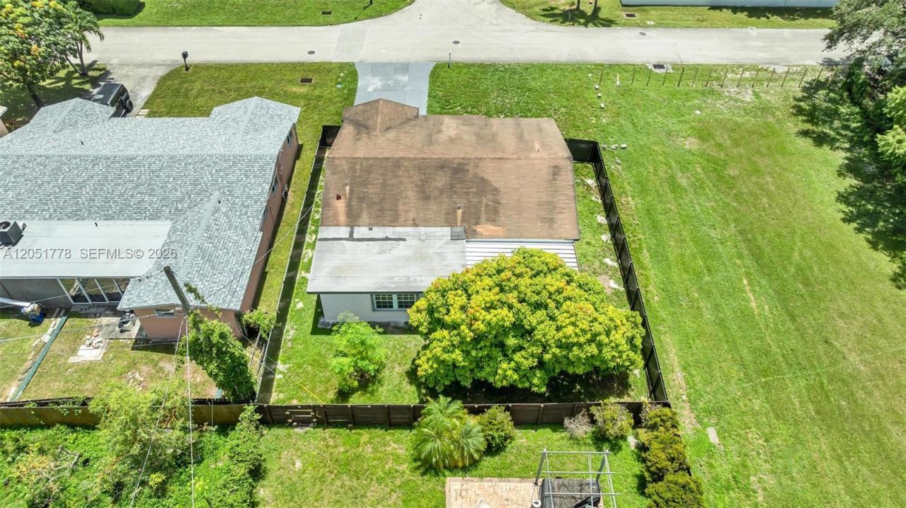 3432 SW 63rd Way , Miramar, FL 33023 Photo