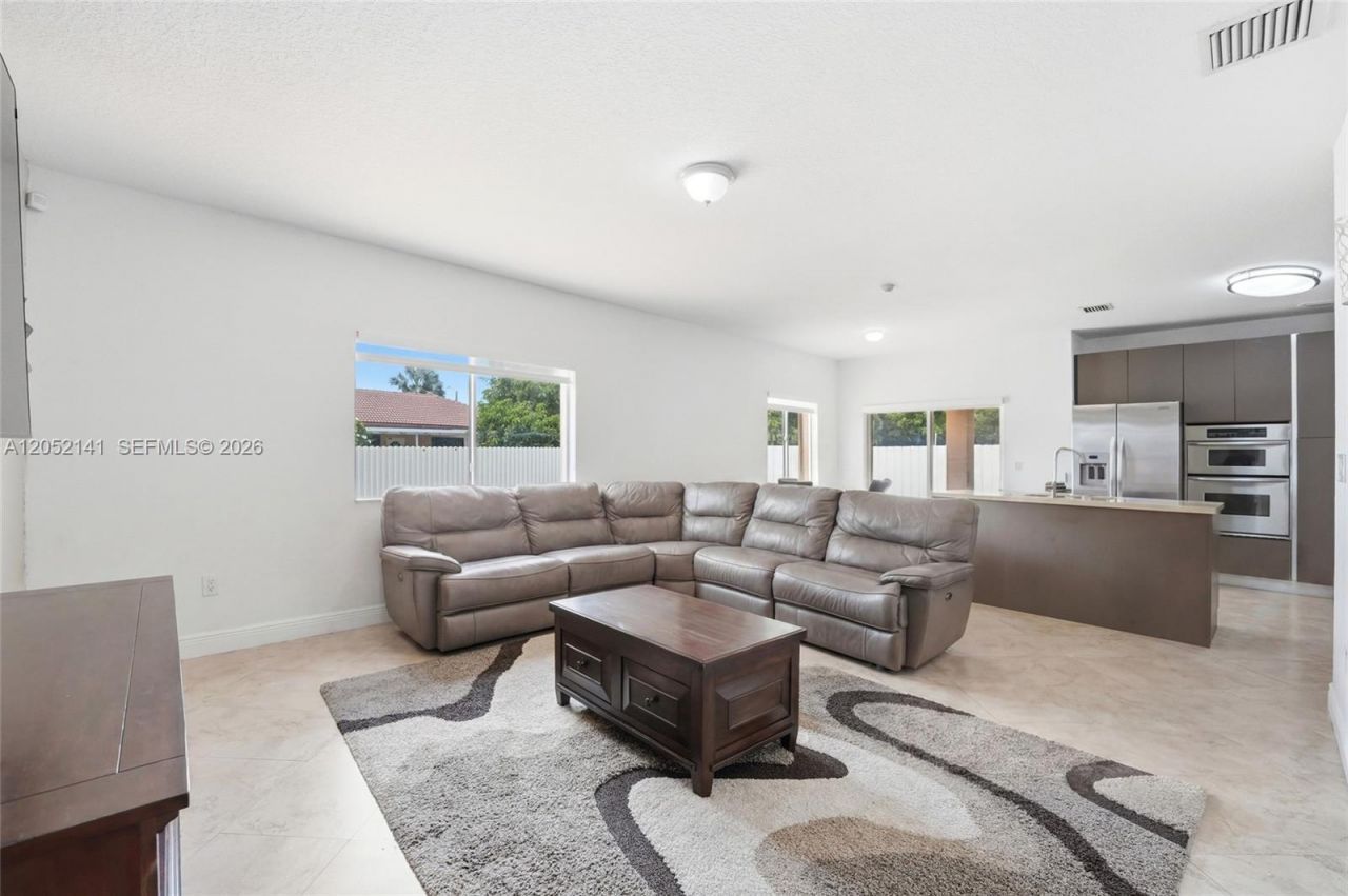 14202 SW 288th Ter, Homestead, FL 33033 Photo