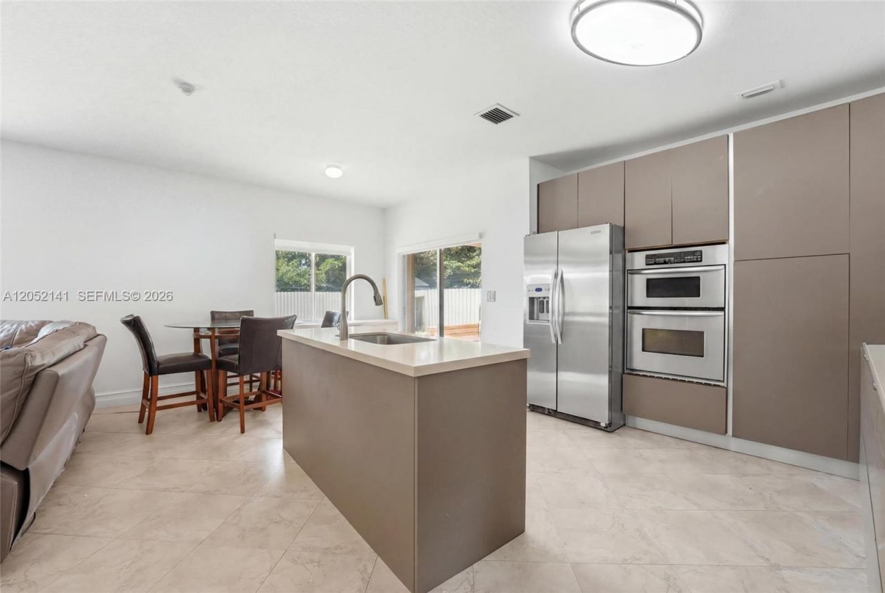 14202 SW 288th Ter, Homestead, FL 33033 Photo