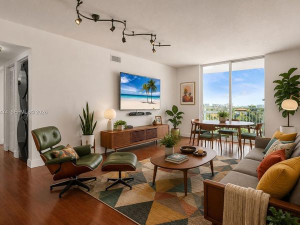 60 NW 37th Ave , Unit 608, Miami, FL 33125
