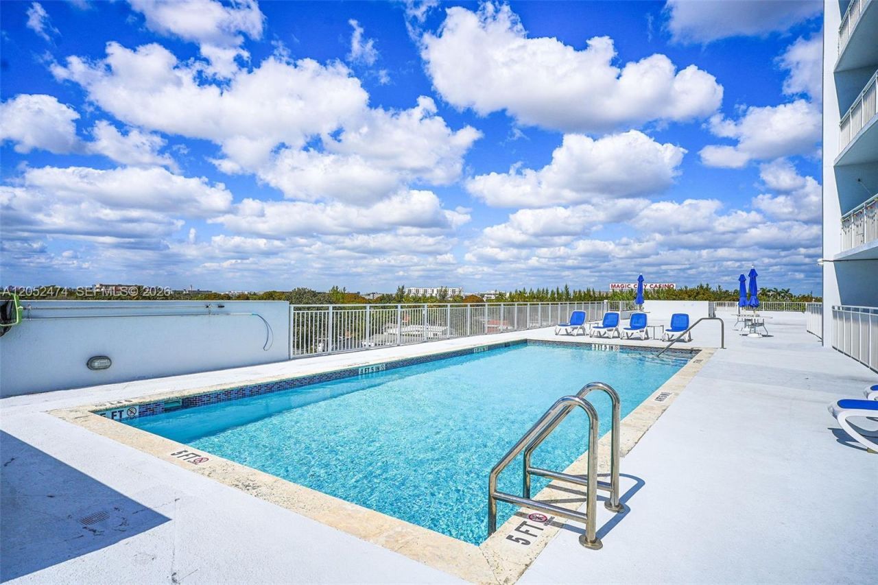 60 NW 37th Ave, Unit 608, Miami, FL 33125 Photo