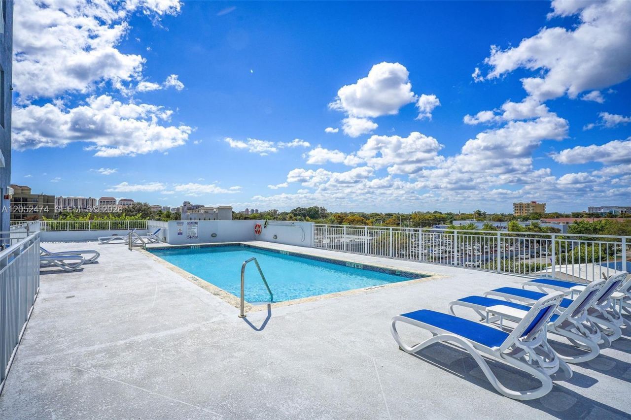 60 NW 37th Ave, Unit 608, Miami, FL 33125 Photo