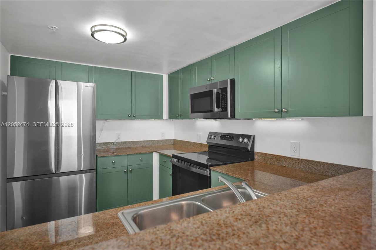 60 NW 37th Ave, Unit 608, Miami, FL 33125 Photo