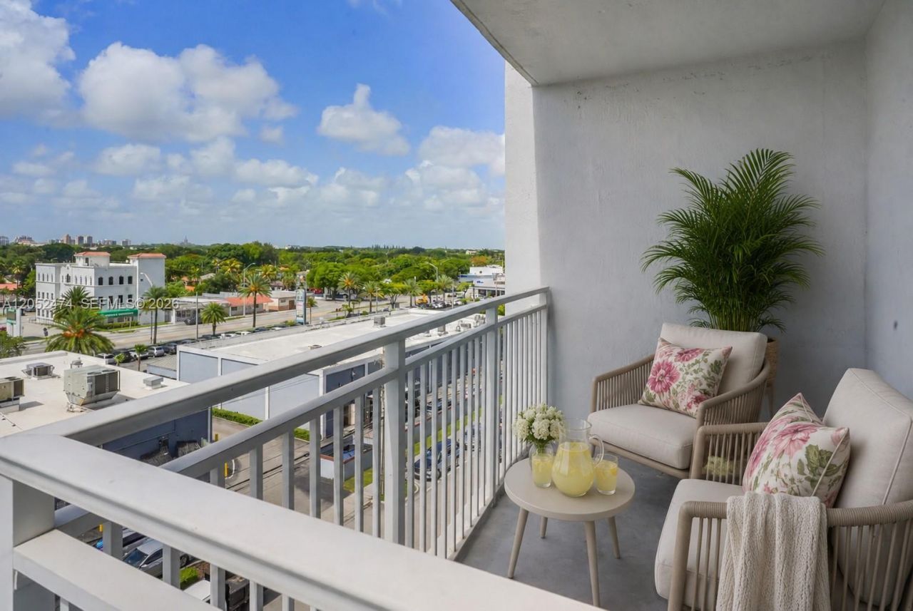 60 NW 37th Ave, Unit 608, Miami, FL 33125 Photo