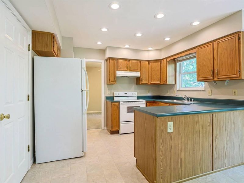 6502 Blossomwood Court, Florence, KY 41042 Photo 11