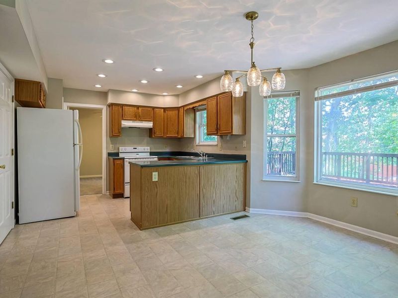 6502 Blossomwood Court, Florence, KY 41042 Photo 14