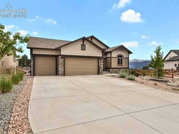 16472 Golden Sun Way, Monument, CO 80132