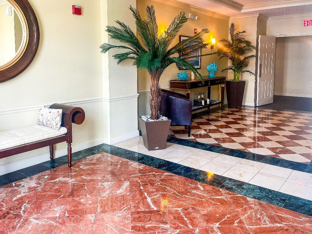 806 E Windward Way, Unit 617, Lantana, FL 33462 Photo