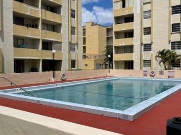 10000 NW 80th Court, Unit 2534, Hialeah Gardens, FL 33016