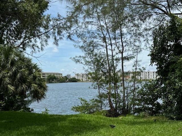 10000 NW 80th Court, Unit 2534, Hialeah Gardens, FL 33016 Photo
