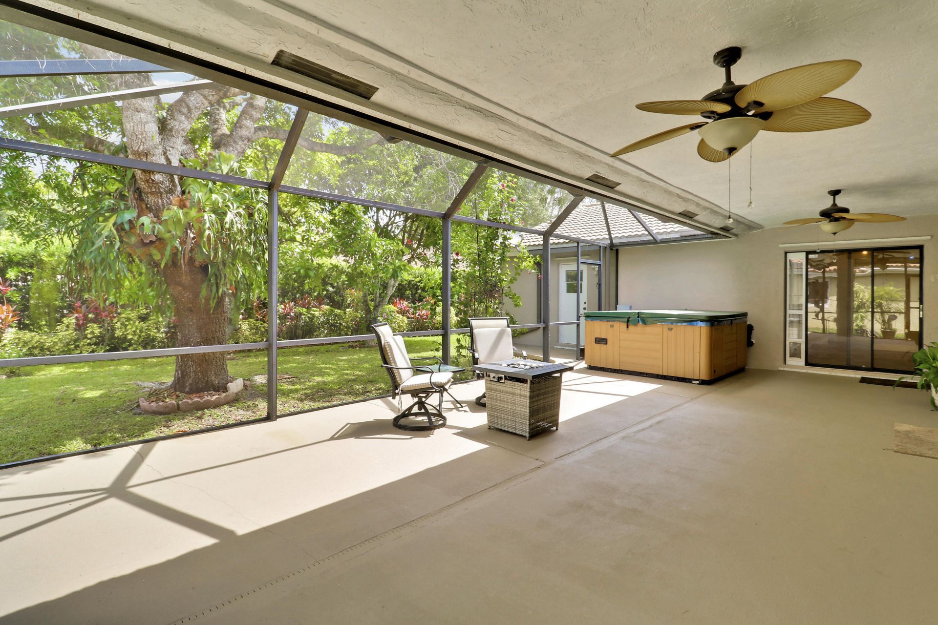 15821 Sedgewyck Circle N, Davie, FL 33331 Photo