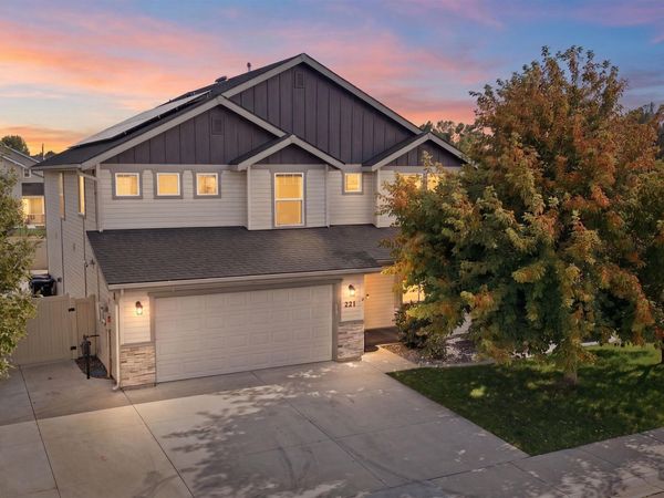 221 W Yosemite St, Meridian, ID 83646