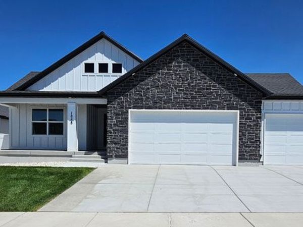 1888 N MANTLE WAY, Unit 420, Tooele, UT 84074