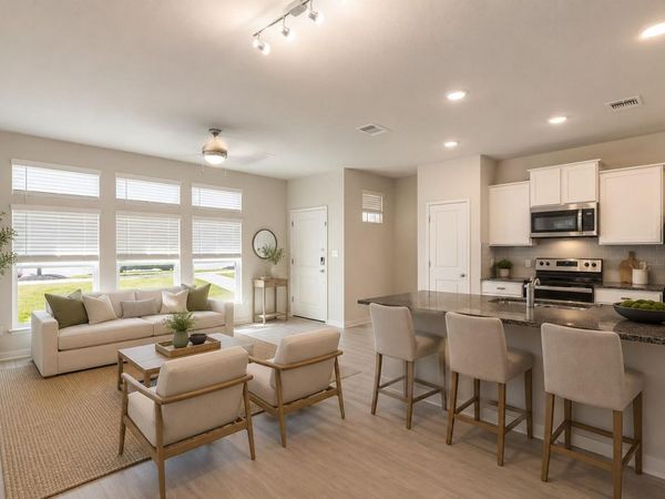 605 W South ST, Unit 321, Leander, TX 78641