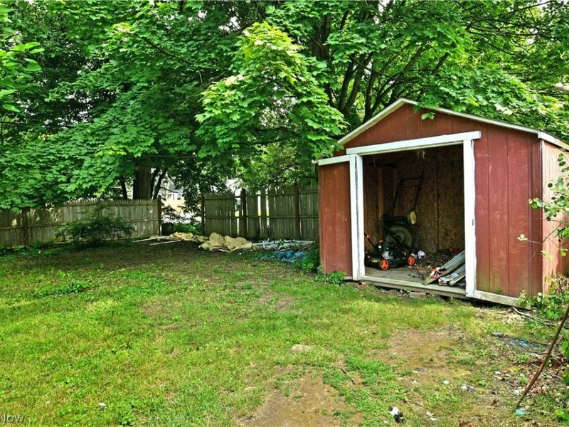 405 Oak Knoll Avenue SE, Warren, OH 44483 Photo 39