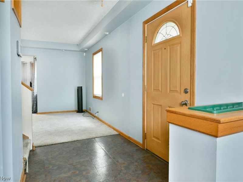 405 Oak Knoll Avenue SE, Warren, OH 44483 Photo 7