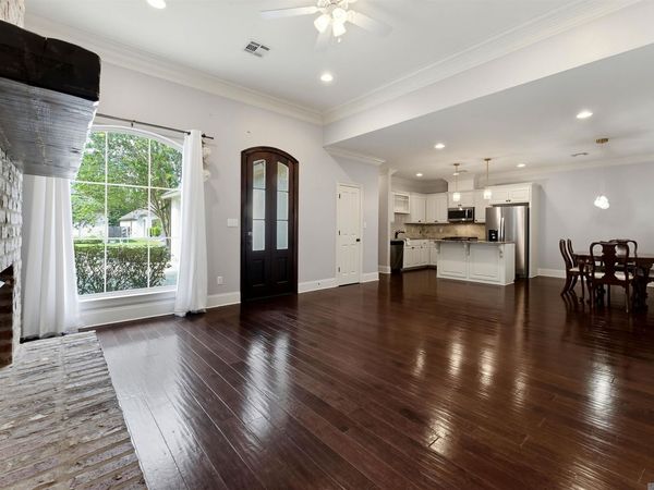 747 Portula Ave, Baton Rouge, LA 70820