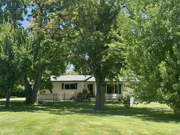 1460 S BATES Road, Cottonwood, AZ 86326