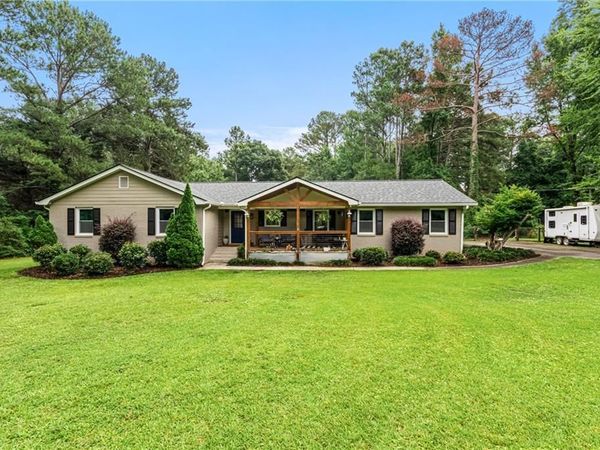 246 Deep Step Road , Covington, GA 30014