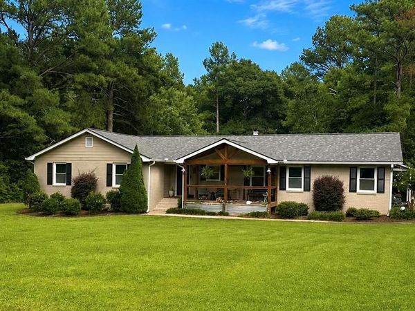 246 Deep Step Road , Covington, GA 30014