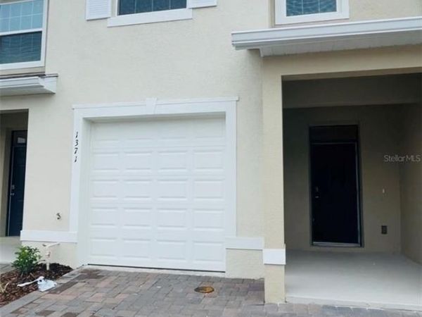 1371 ISLETA LOOP , KISSIMMEE, FL 34741