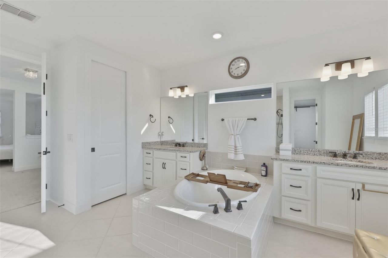 11481 Owasee Trails Place , Riverview, FL 33569 Photo