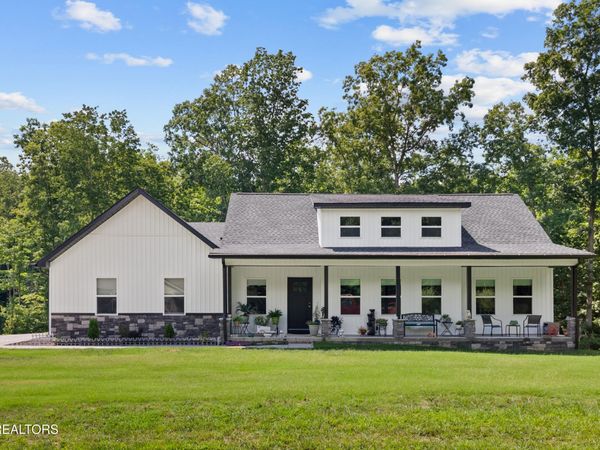 1068 Cumberland View Drive, Crossville, TN 38571
