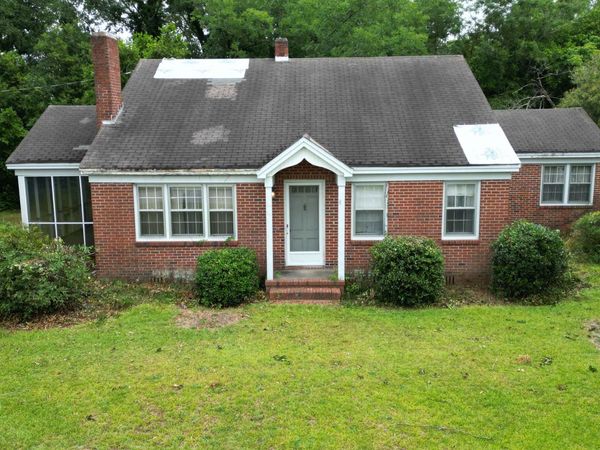 1504 S Westminister Dr, Florence, SC 29505