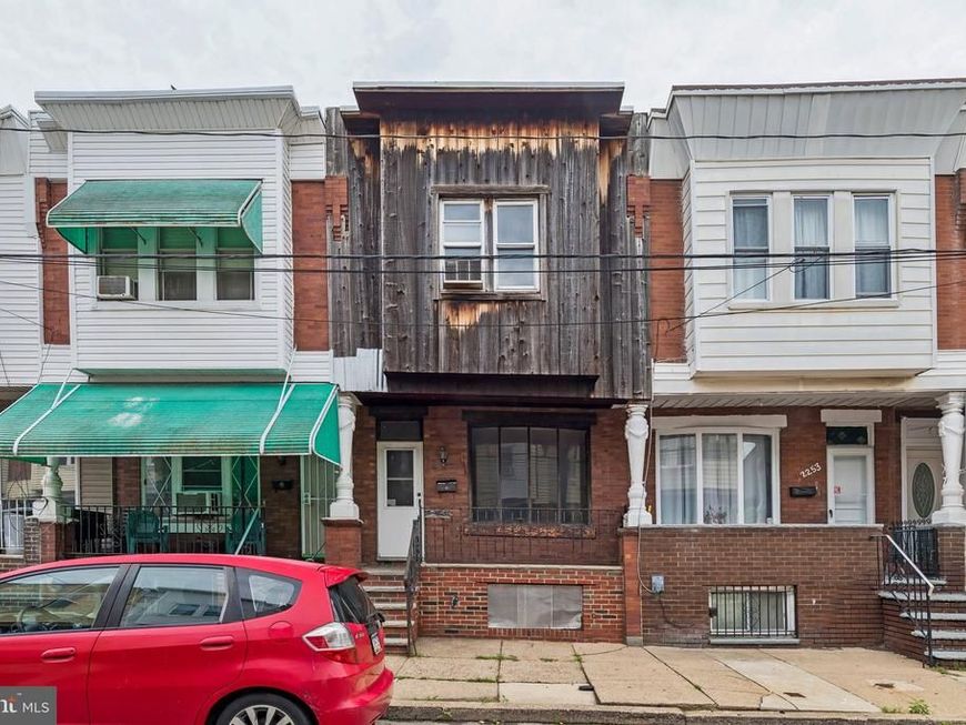 2251 S Bucknell Street, Philadelphia, PA 19145 Main Photo