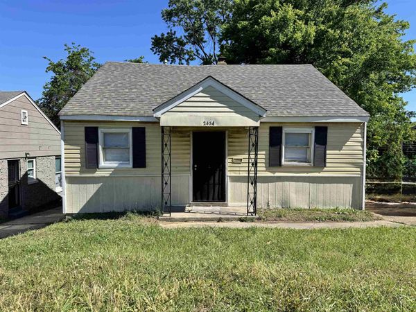 2434 VOLLINTINE AVE, Memphis, TN 38108
