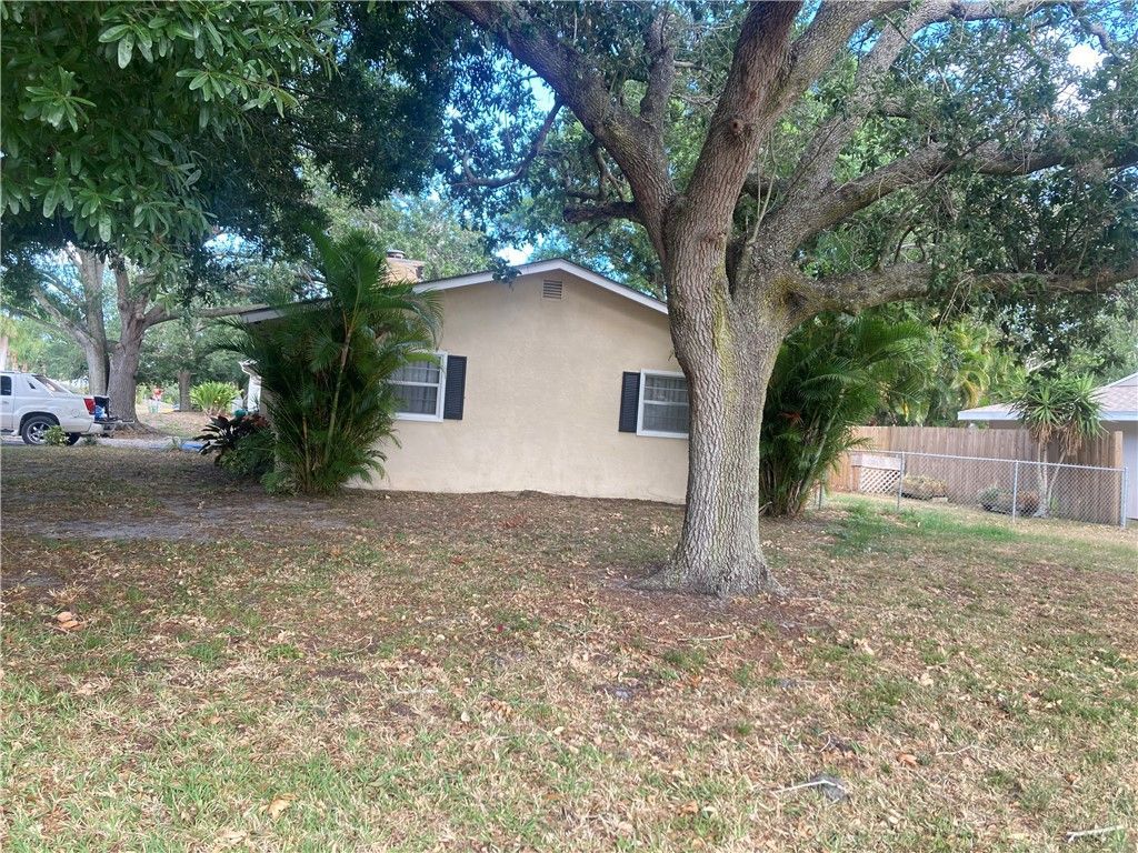 401 Easy Street, Sebastian, FL 32958 Photo
