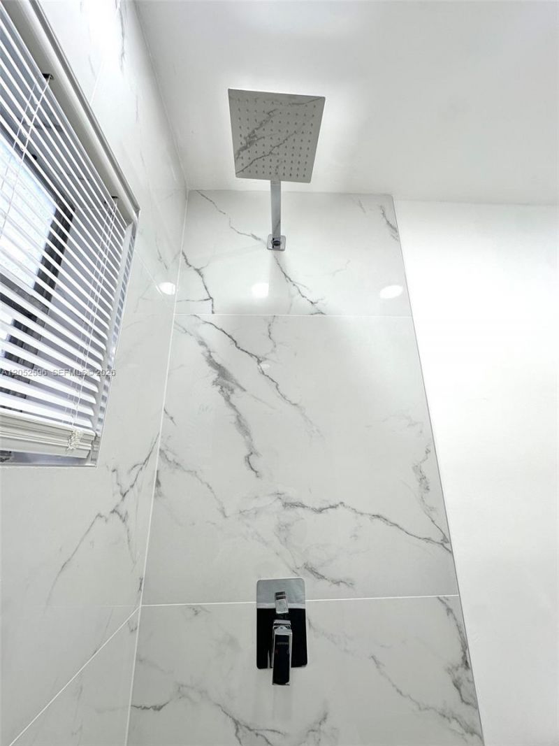 417 NW 7th Ter, Unit 2, Fort Lauderdale, FL 33311 Photo