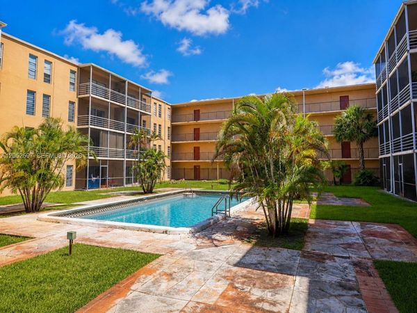 4848 NW 24th Ct , Unit 436, Lauderdale Lakes, FL 33313