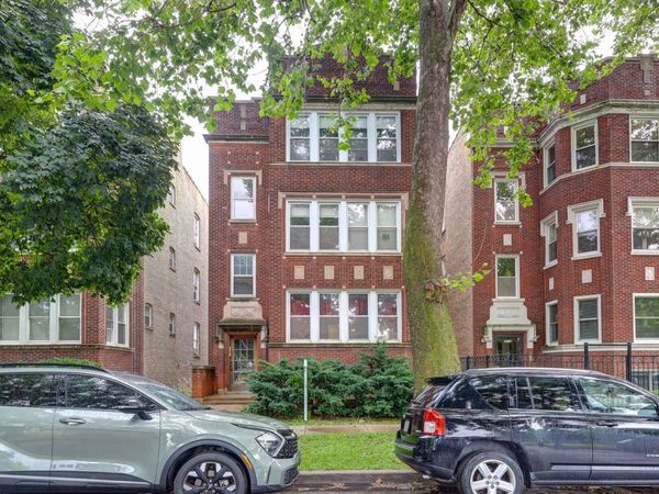 4621 N Lawndale Avenue, Chicago, IL 60625